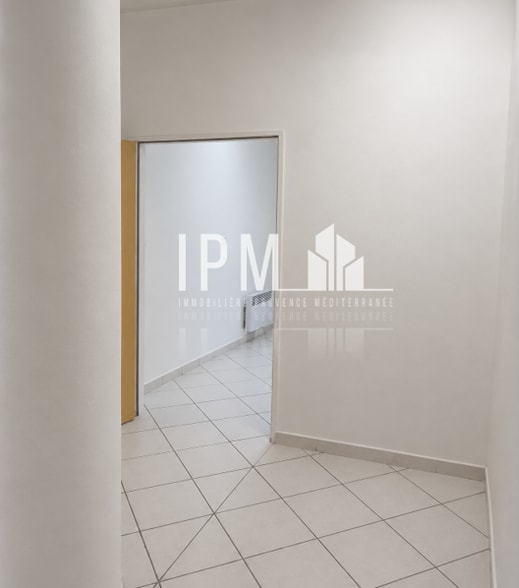 2 Bd Piot, Roquevaire à louer - Photo de l’immeuble – Image 3 sur 5