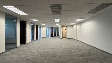 160 Clairemont Ave, Decatur, GA à louer Photo intérieure– Image 1 sur 8