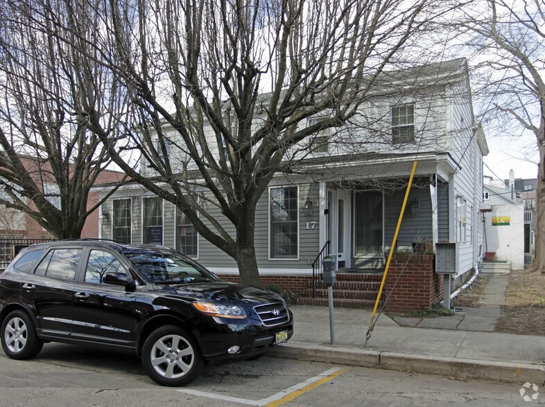 17 Linden Pl, Red Bank, NJ à louer - Photo de l’immeuble – Image 2 sur 3