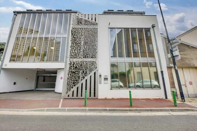 Plus de détails pour Bureau à louer