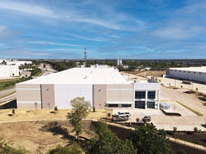 500 W Vista Ridge Dr, Coppell, TX à louer Photo intérieure– Image 2 sur 8