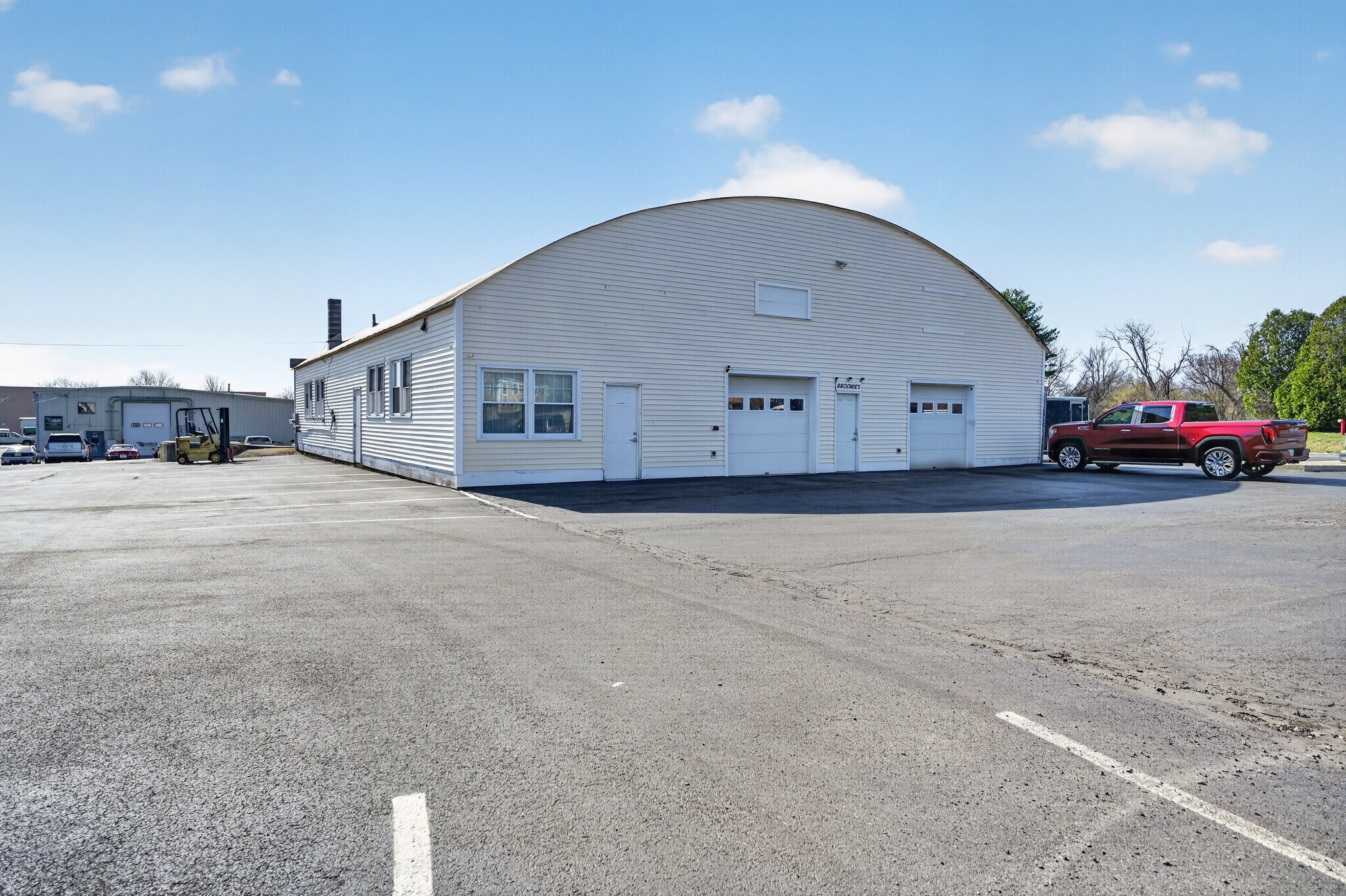 28 Hastings St, Mendon, MA à vendre Photo principale– Image 1 sur 8