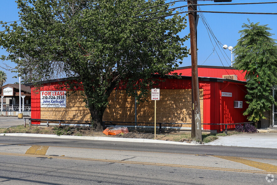 2423 Broadway St, San Antonio, TX à louer - Photo de l’immeuble – Image 3 sur 3