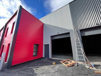 Plus de détails pour Local d'activités à louer