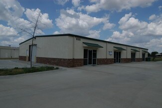 Plus de détails pour 695 Main St, Lavon, TX - Local d'activités à louer