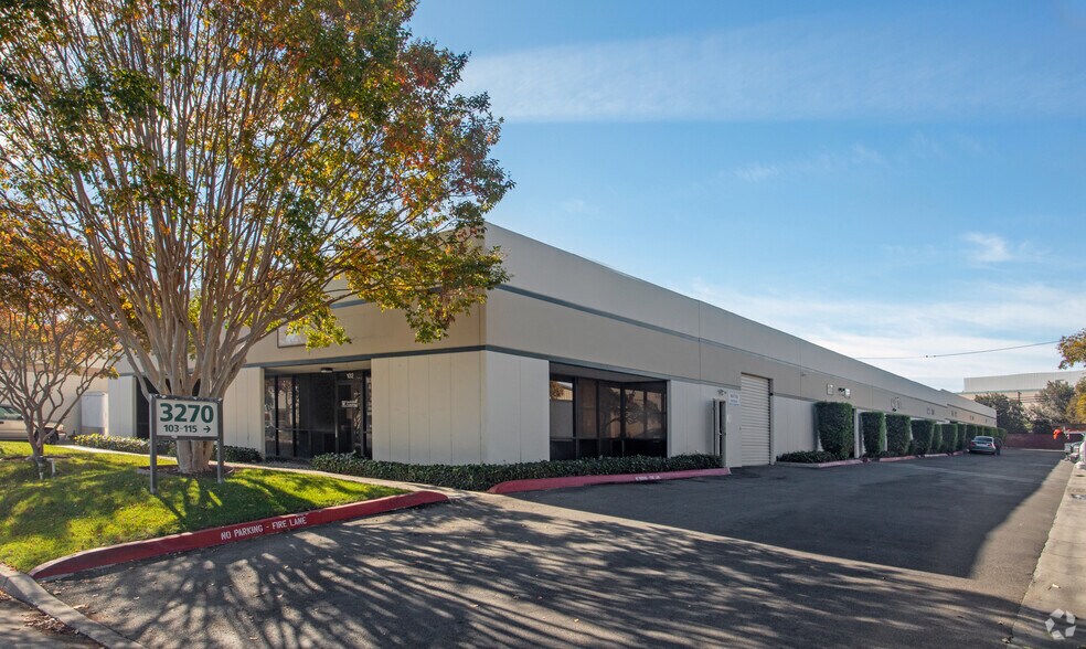 3270 Keller St, Santa Clara, CA à louer - Photo de l’immeuble – Image 3 sur 5