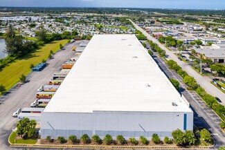 Plus de détails pour 3501 Burris Rd, Davie, FL - Industriel/Logistique à louer