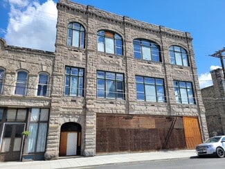 Plus de détails pour 1976 Valley St, Baker City, OR - Bureau à vendre