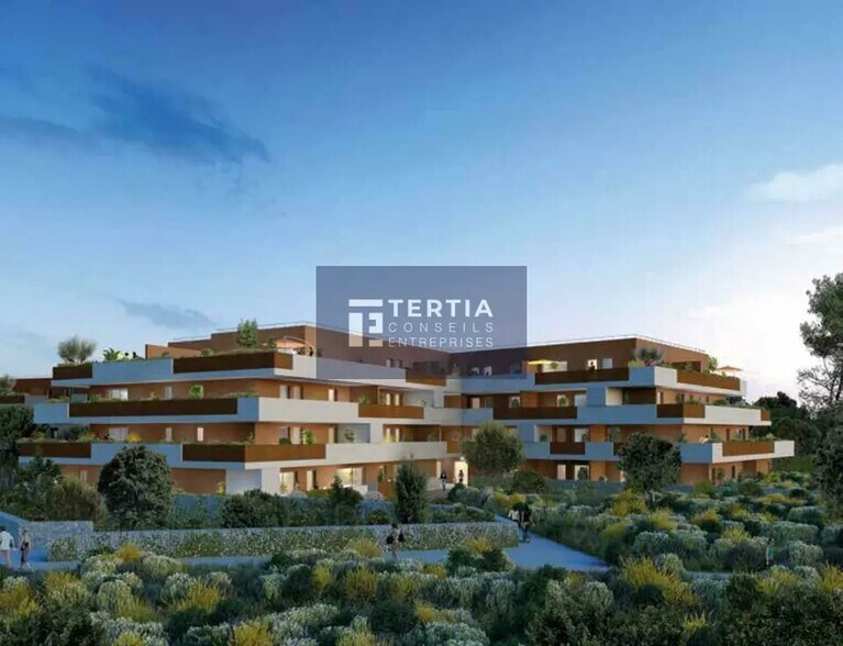 Bureau dans Castries à vendre - Photo de l’immeuble – Image 1 sur 8