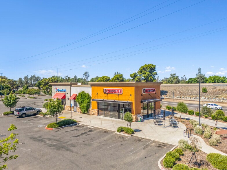 325 Oro Dam Blvd, Oroville, CA à vendre - Photo de l’immeuble – Image 2 sur 15
