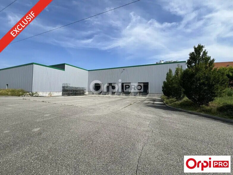 240 Rue Du Grand Veymont, Châteauneuf-sur-Isère à vendre - Photo de l’immeuble – Image 2 sur 15