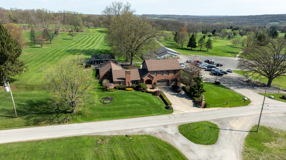 318 Tanglewood Rd, Pulaski, PA à vendre - Photo de l’immeuble – Image 3 sur 45