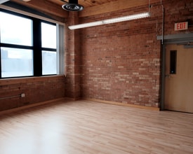 85 Allen St, Rochester, NY à louer Photo intérieure– Image 1 sur 5