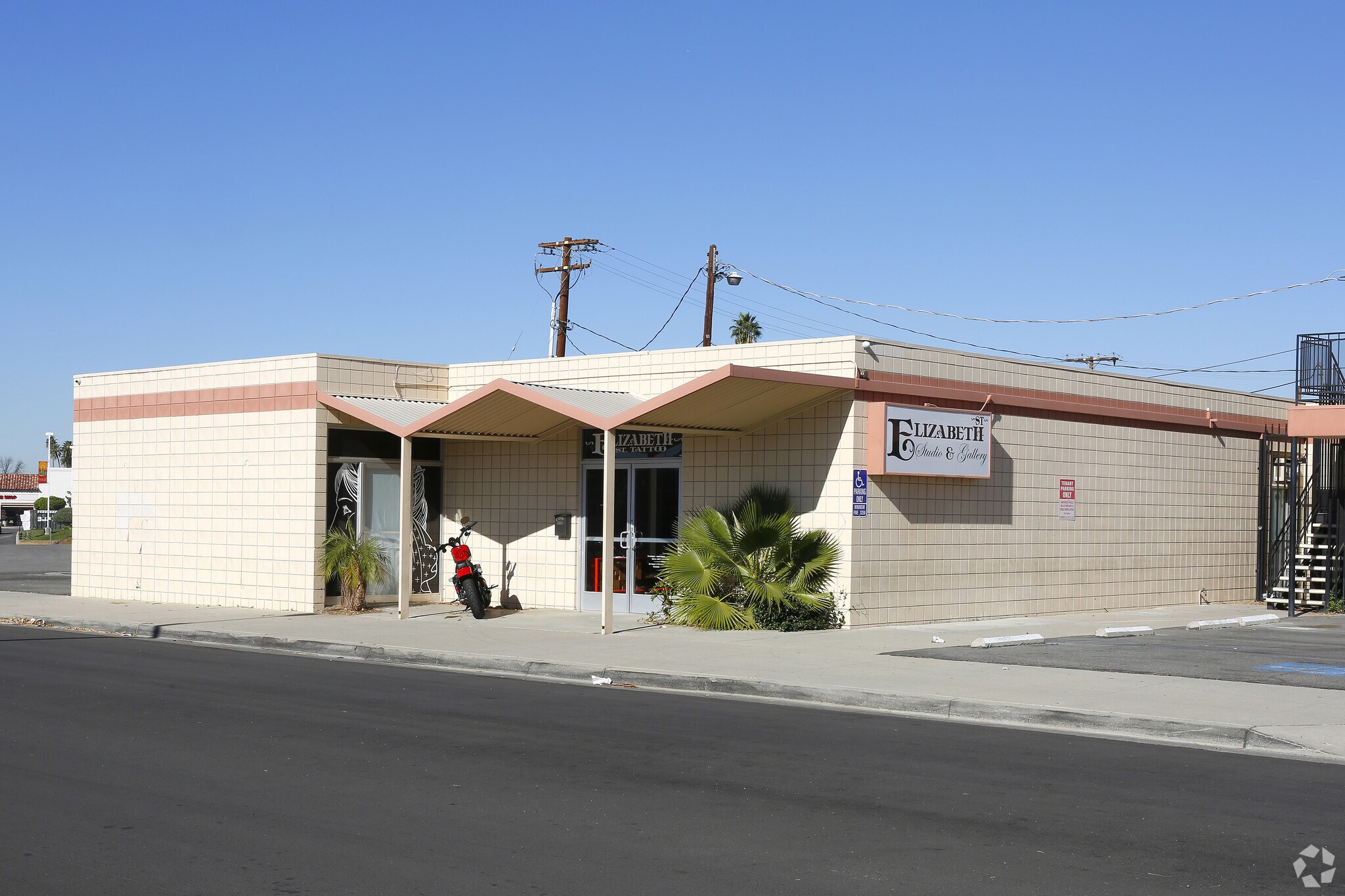 3730 Elizabeth St, Riverside, CA à vendre Photo principale– Image 1 sur 4