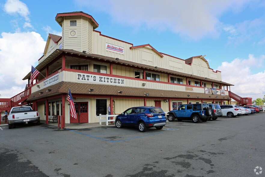 1217 6th St, Norco, CA à vendre - Photo principale – Image 1 sur 8