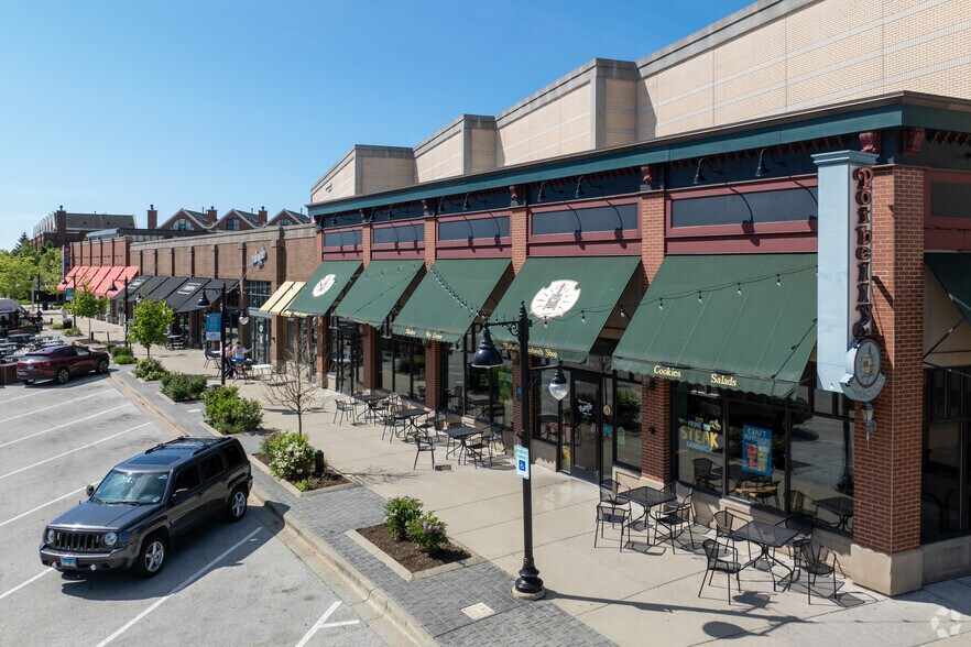 1800-1880 Tower Dr, Glenview, IL à vendre - Photo de l’immeuble – Image 3 sur 9