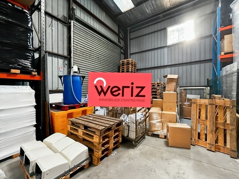 Industriel/Logistique dans Velaux à louer - Photo de l’immeuble – Image 1 sur 9