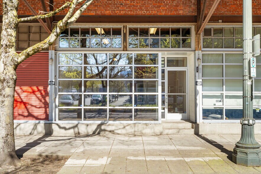 600 NW Naito Pkwy, Portland, OR à vendre - Photo principale – Image 1 sur 26