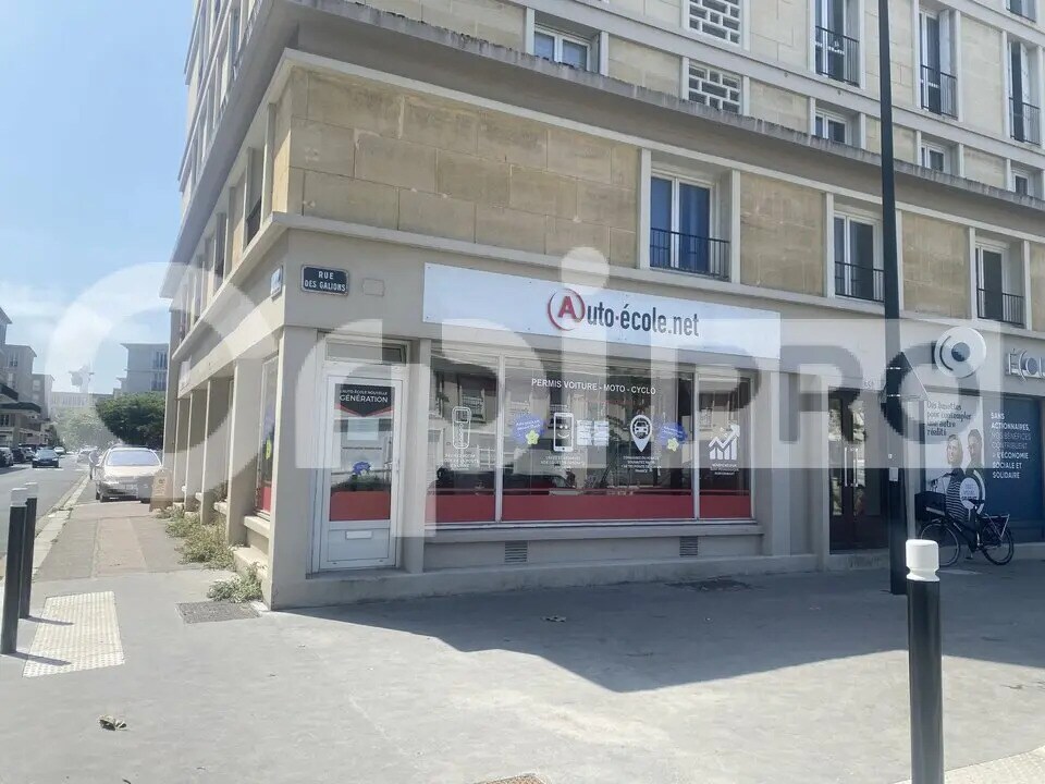 Local commercial dans Le Havre à louer Photo de l’immeuble– Image 1 sur 6