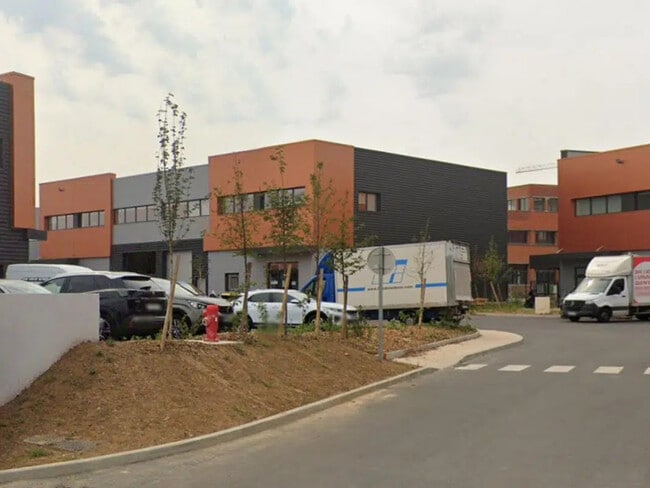 Plus de détails pour Industriel/Logistique à louer
