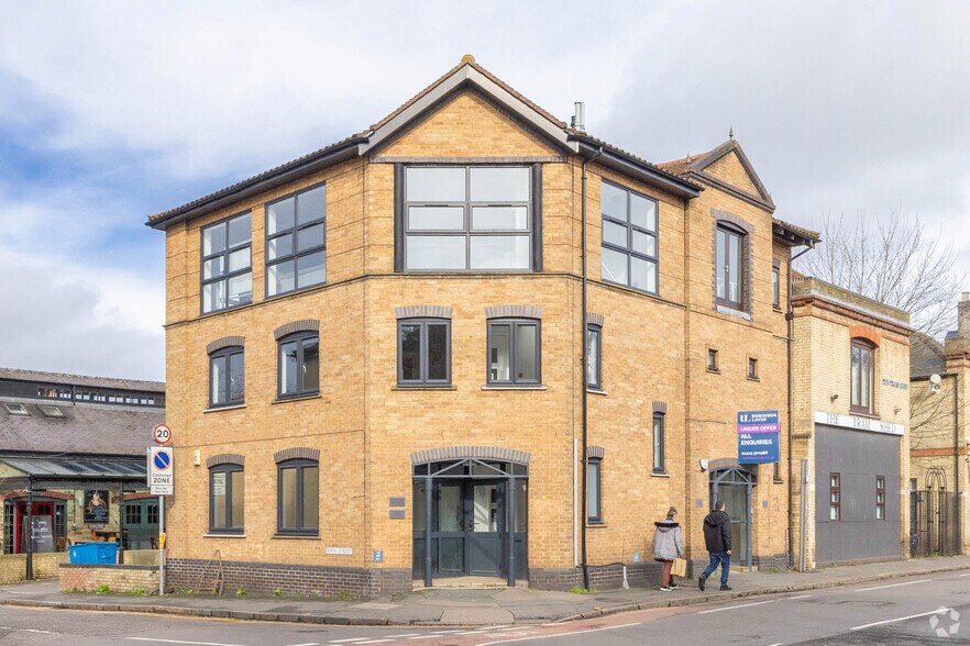 1 Dover St, Cambridge à vendre - Photo principale – Image 1 sur 5