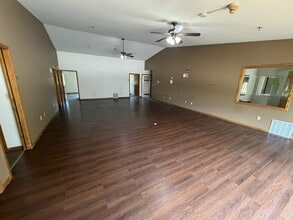 209 Forest St, Fox Lake, WI à louer Photo intérieure– Image 1 sur 47