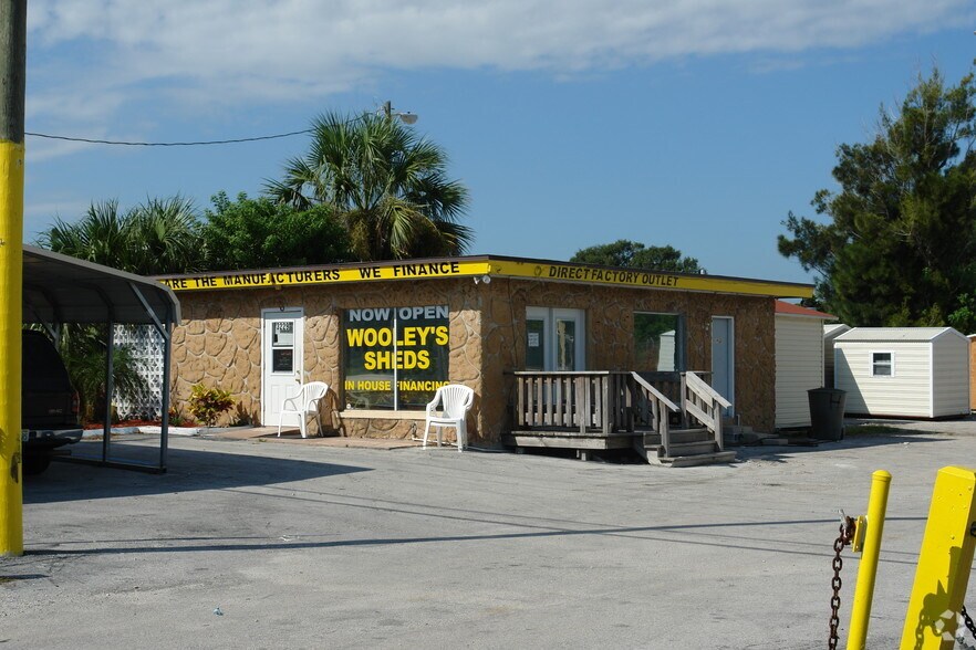 3229 S US Highway 1, Fort Pierce, FL à vendre - Photo de l’immeuble – Image 2 sur 15