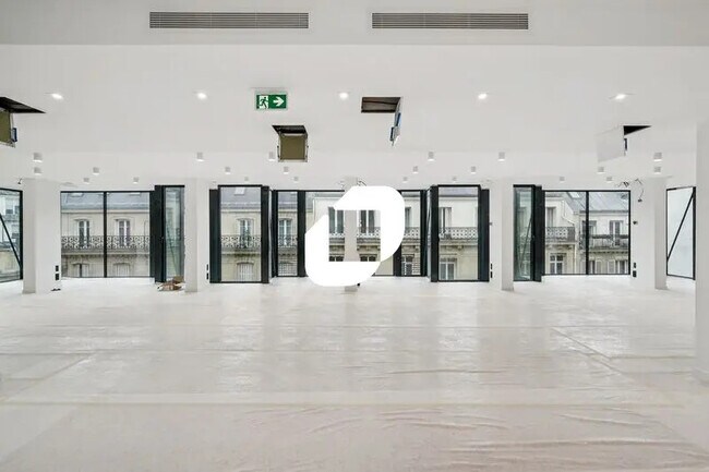 Plus de détails pour 47 Rue De Ponthieu, Paris - Bureau à louer