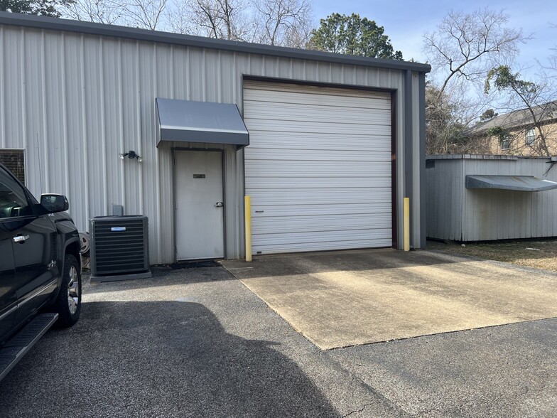 307 E Main St, Hallsville, TX à louer - Photo de l’immeuble – Image 2 sur 16