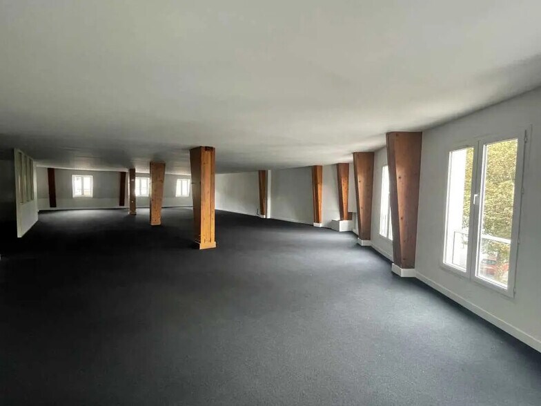 Bureau dans Rouen à louer - Photo de l’immeuble – Image 3 sur 13