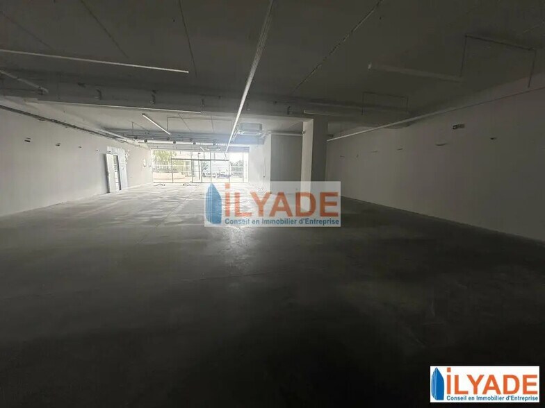 750 Avenue Emile Bodin, La Ciotat à louer - Photo de l’immeuble – Image 2 sur 9