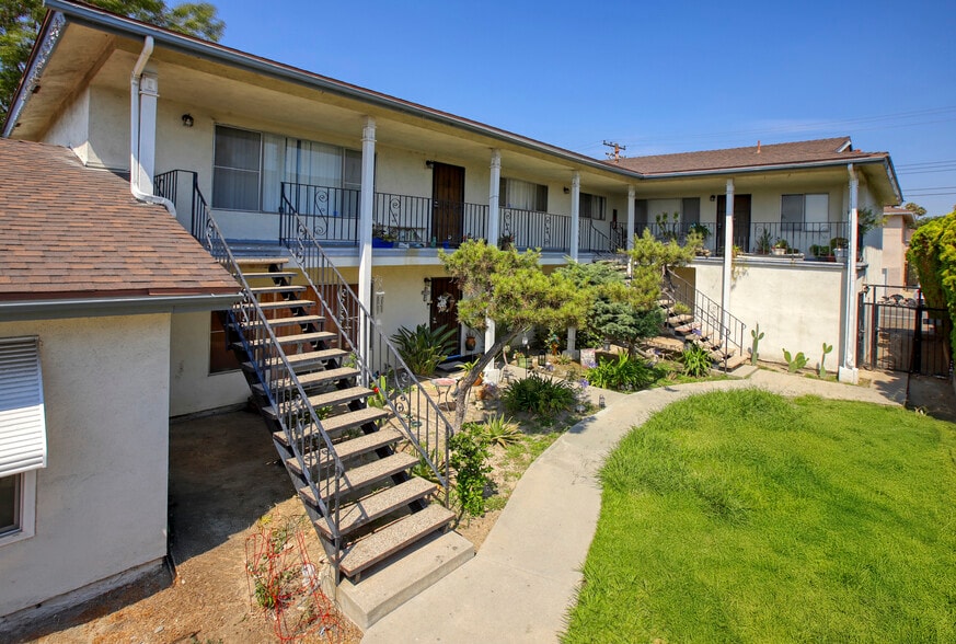 12406 Clearglen Ave, Whittier, CA à vendre - Photo de l’immeuble – Image 3 sur 6