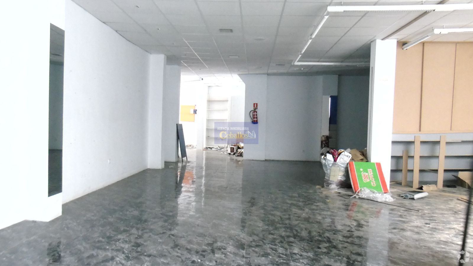 Local commercial dans Guadalajara, Guadalajara à louer Photo intérieure– Image 1 sur 2