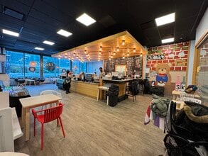 5 Broad St, Stamford, CT à louer Photo intérieure– Image 2 sur 15