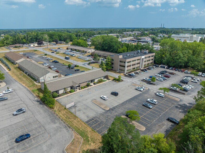 121 Erie Canal Dr, Rochester, NY à vendre - Photo de l’immeuble – Image 3 sur 28
