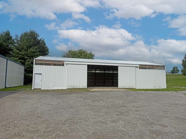 972 Old US 68, Campbellsville, KY à louer - Photo principale – Image 3 sur 8