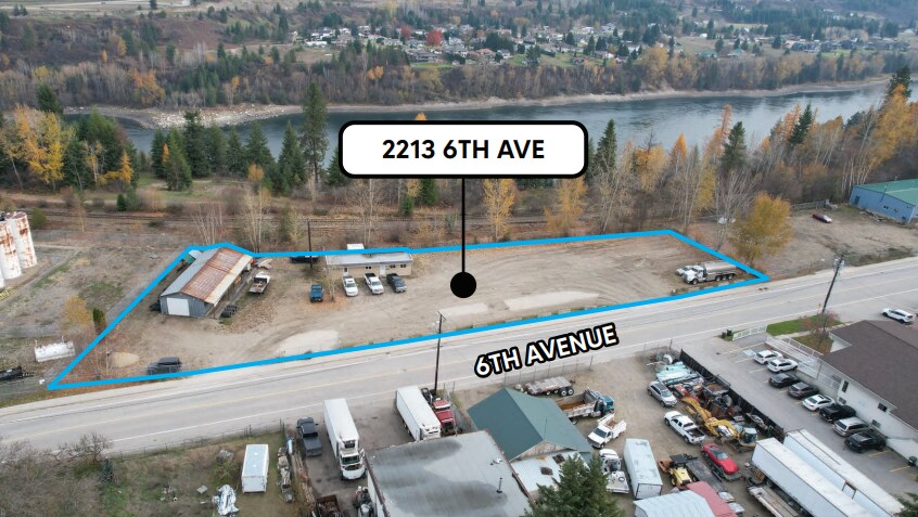 2213 6th Av, Castlegar, BC à vendre - Plan de site – Image 1 sur 3