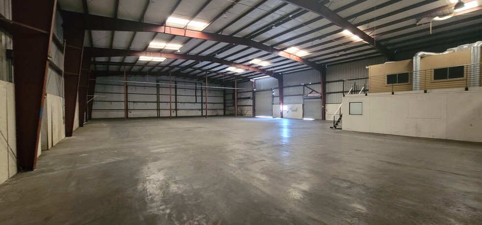295 Convair Ave, Chico, CA à louer - Photo de l’immeuble – Image 1 sur 13