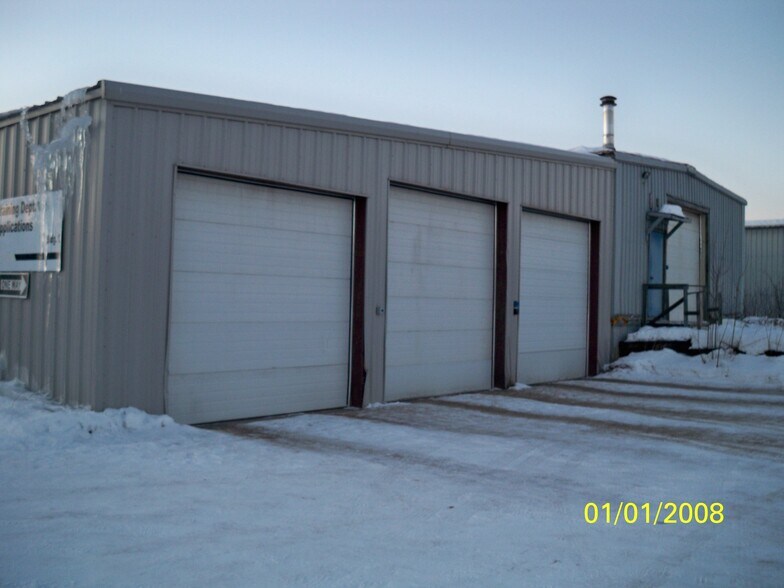 399 Helmericks Ave, Fairbanks, AK à louer - Photo de l’immeuble – Image 1 sur 11