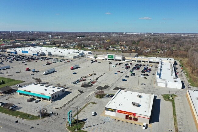 Plus de détails pour 2130-2166 E Markland Ave, Kokomo, IN - Local commercial à louer
