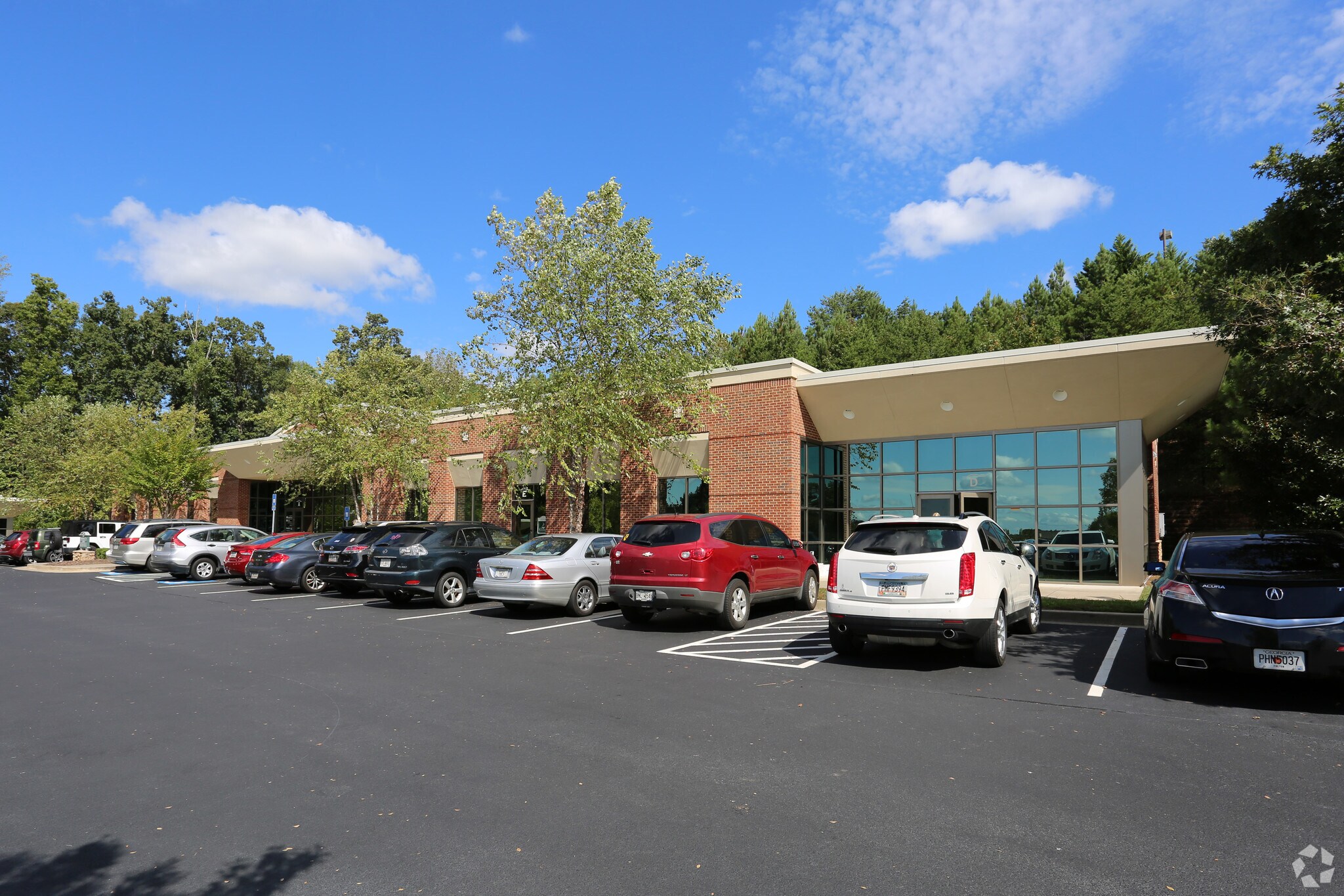 4245 Johns Creek Pky, Suwanee, GA à vendre Photo principale– Image 1 sur 27