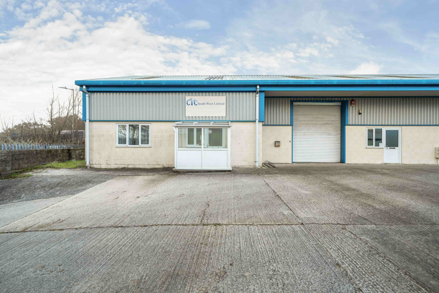 United Rd, Redruth à louer - Photo de l’immeuble – Image 1 sur 2