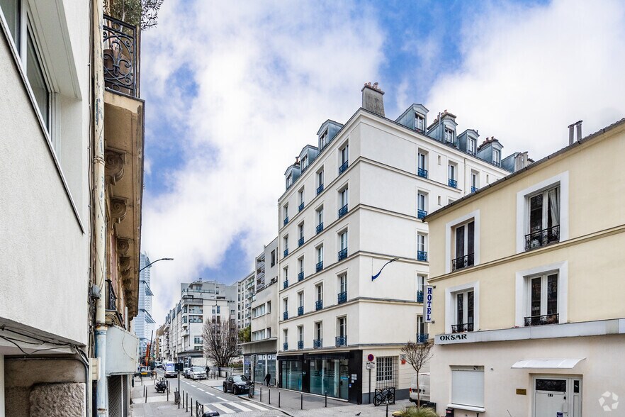 Bureau dans Clichy à louer - Photo principale – Image 1 sur 3