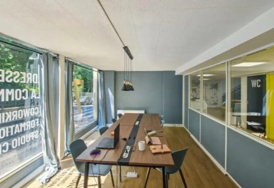 64-70 Rue De Crimée, Paris à louer Photo de l’immeuble– Image 1 sur 9