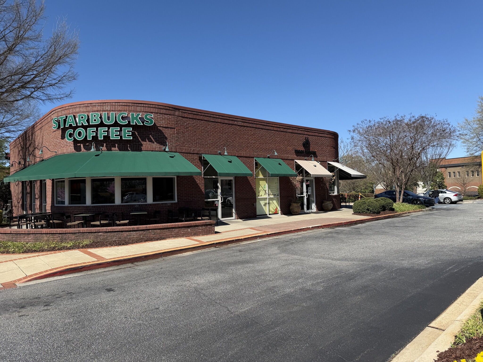 2107-2123 Augusta St, Greenville, SC à louer Photo de l’immeuble– Image 1 sur 2