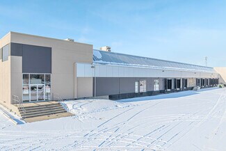 Plus de détails pour 11420 170th St NW, Edmonton, AB - Bureau à louer