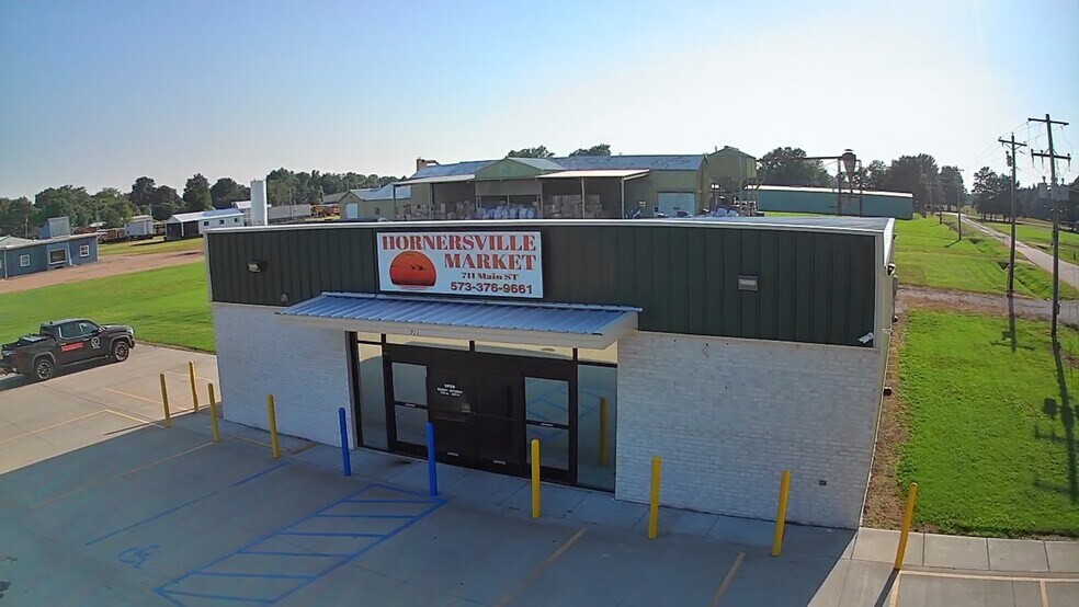 711 Main St, Hornersville, MO à vendre - Photo principale – Image 1 sur 8