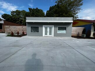 Plus de détails pour 610 W Sugar Creek Rd, Charlotte, NC - Local d'activités à louer
