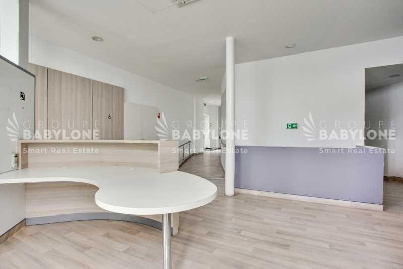 Bureau dans Paris à vendre - Photo de l’immeuble – Image 2 sur 5