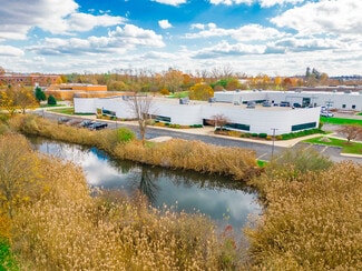 Plus de détails pour 640 Avis Dr, Ann Arbor, MI - Local d’activités à vendre